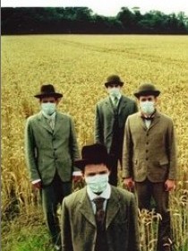 Clinic 醫療室