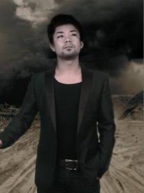 龍遙 