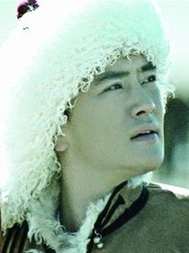 湯非 
