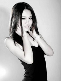 袁婭維 