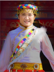 龐靜 龐茜勻(拼音pang qian yun）