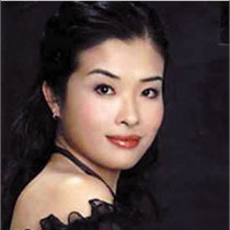 楊曼莉 
