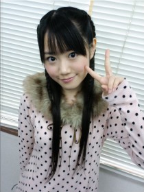 小倉唯 
