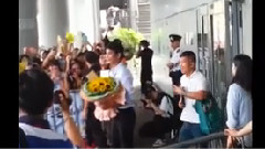 金秀賢香港行接機