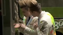 Jedward's Big Adventure S02E04 Cheddar Gorge(切達峽谷)