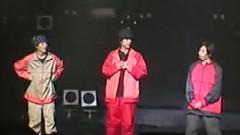 出道前街頭表演