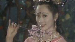何必西天萬里遙
