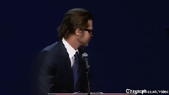 布拉德.皮特帶領全場觀眾唱歌介紹David Oyelowo!