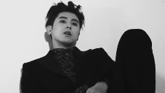 < The Celebrity >允浩拍攝幕后花絮