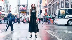 VOGUE八月號封面人物