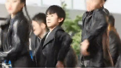 TFBOYS,易烊千璽 - 中槍舞 泰民 & 千璽