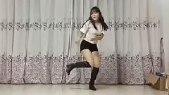 貓步輕俏