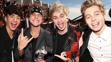 She's Kinda Hot Teen Choice Awards現場版 2015