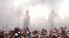 Si Sboccia / La Mia Ragazza è Gangsta (Live @ Bravo Ragazzo Tour 2013)