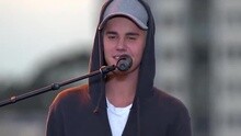 賈斯汀·比伯 - Justin Bieber Live At Fox FM's Hit The Roof In Melbourne, Australia 2015