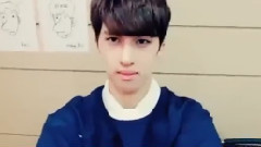 V app VIXXPOILER 畫畫的男人 KEN