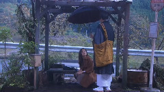 雨中戲
