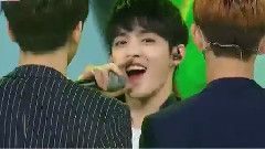 萬歲 - MBC Show Champion現場版 15/10/21