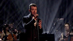 Writing's On The Wall (The Graham Norton Show現場版)