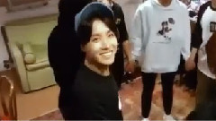 光州小王幾 J-HOPE