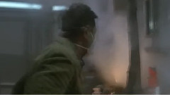 電影<毒戰>精彩片段之古天樂制毒工廠爆炸