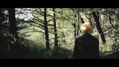 'Chained up' 官方MV預告