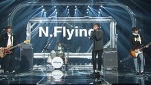 Lonely - KBS音樂銀行 現場版 15/11/06