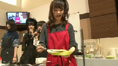HKT48劇場4周年 櫻花做料理