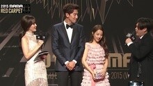 李光洙 樸寶英最萌身高差亮相2015MAMA亞洲音樂盛典