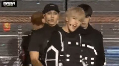 武斷入侵&萬歲 - 2015MAMA 現場版 15/12/02
