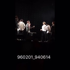 掰手腕(???)