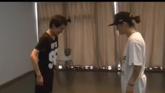 tfboys練成45度傾斜