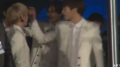 SHINee待機