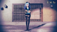 請問局里管飯嗎?MIKU醬的警服裝