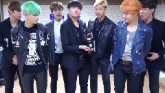 Soompiawards 2015獲得突圍藝術家獎&最佳舞臺服裝&最佳編舞獎防彈少年團