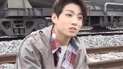 官網更新:好奇寶寶的田柾國Jung Kook