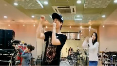 徐太宇演唱會后臺 IUcut