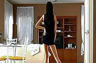  - 美女家中性感熱舞