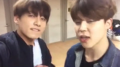 田柾國推特更新: 歌真好聽JIMIN JK你向我走來HOMME