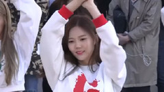 OH MY GIRL - 一步 兩步