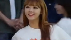 OH MY GIRL - 一步 兩步