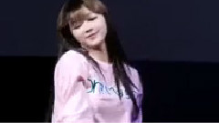 OH MY GIRL - 一步,兩步