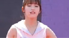 OH MY GIRL - 一步,兩步