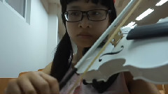快樂的農夫小提琴演奏