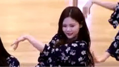 OH MY GIRL - 一步 兩步