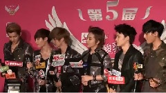 后臺采訪