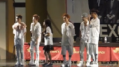 龍山簽名會 擺弄妹紙