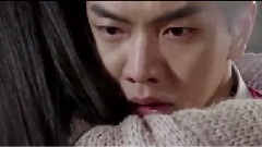 瘋了似地想念的
