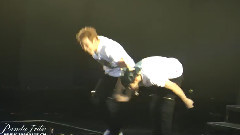 JUN.K&Nichkhun手拉手謝幕