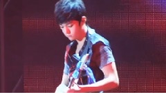 Over The Rainbow & 追擊者 & Marry Me(貝斯表演)